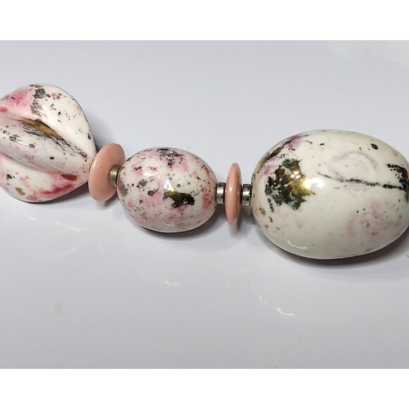 Necklace White Pink with painted designs Glass Beads 18" Japan - Picture 2 of 8